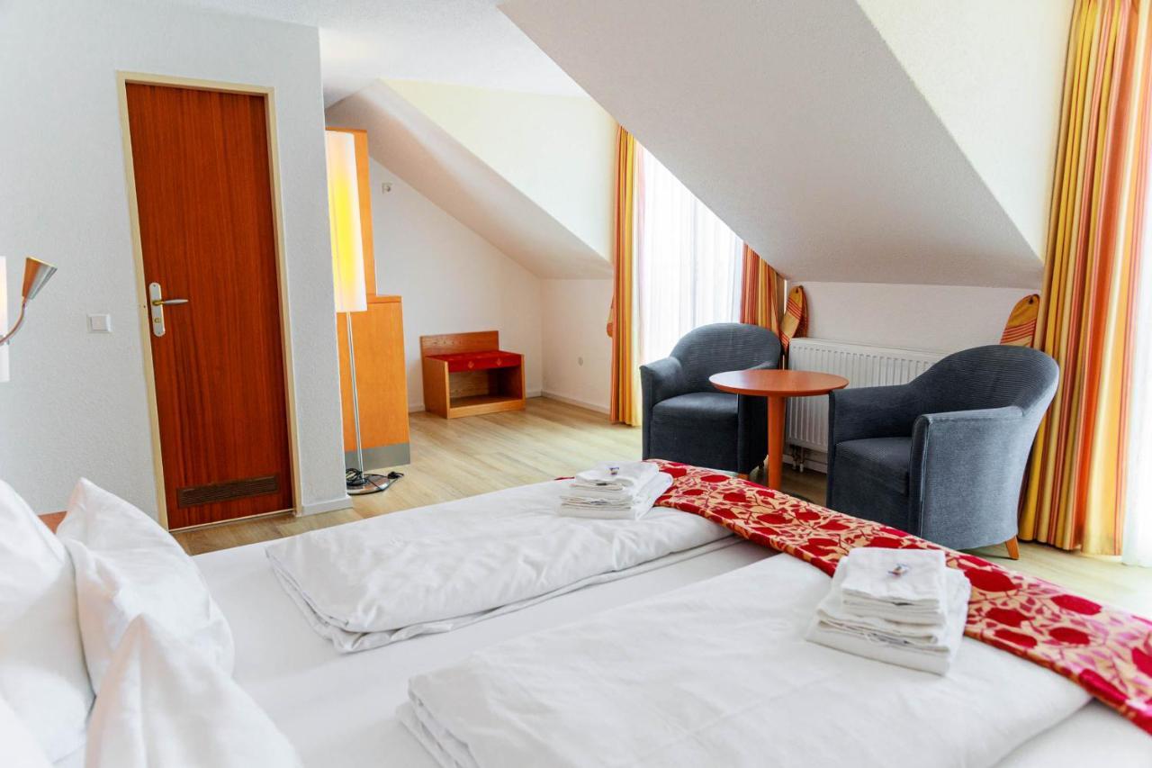 Bodensee-Hotel Kreuz 울딘겐물호펜 외부 사진