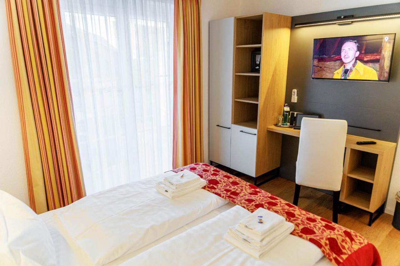 Bodensee-Hotel Kreuz 울딘겐물호펜 외부 사진