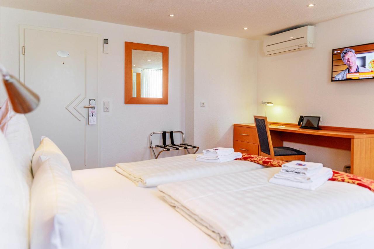 Bodensee-Hotel Kreuz 울딘겐물호펜 외부 사진