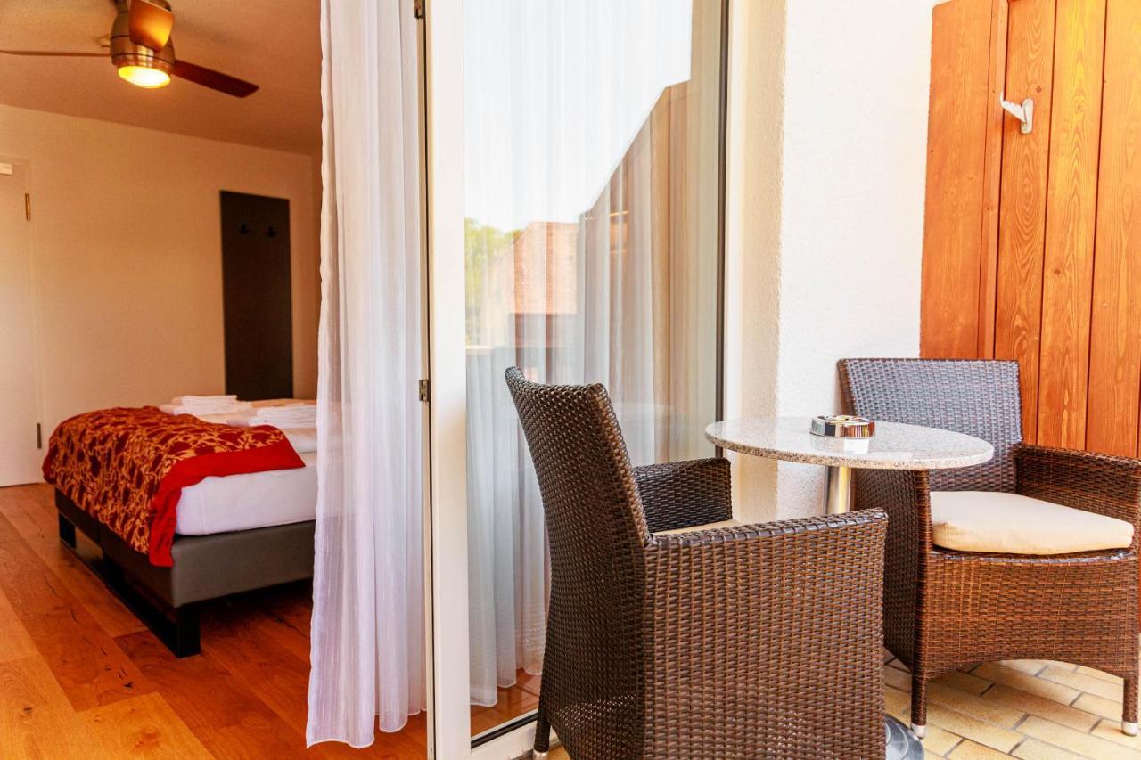 Bodensee-Hotel Kreuz 울딘겐물호펜 외부 사진