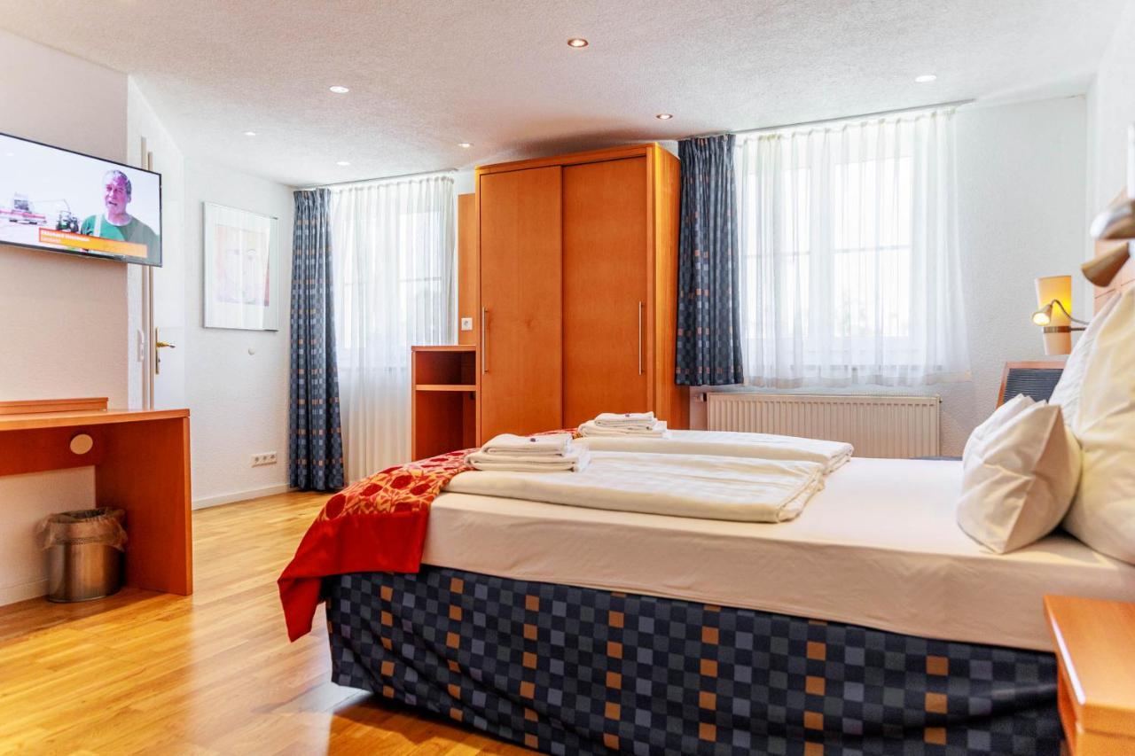 Bodensee-Hotel Kreuz 울딘겐물호펜 외부 사진