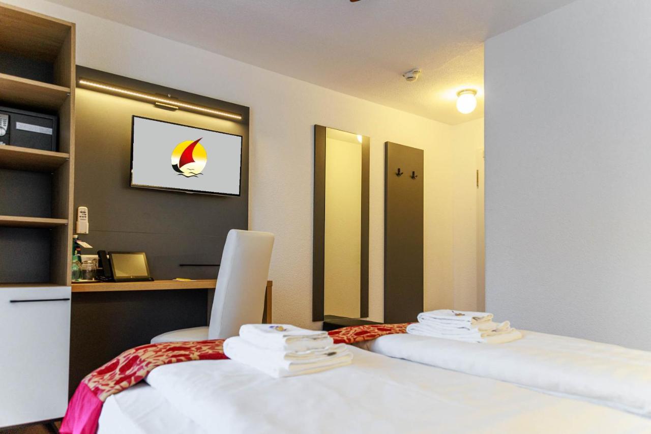 Bodensee-Hotel Kreuz 울딘겐물호펜 외부 사진