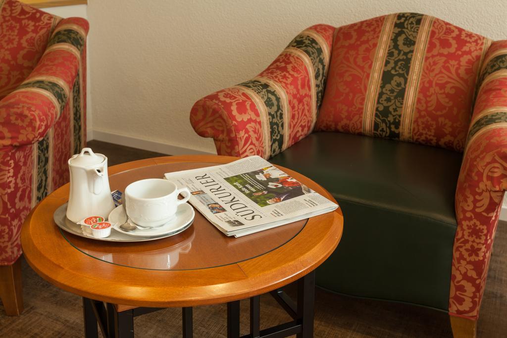 Bodensee-Hotel Kreuz 울딘겐물호펜 외부 사진